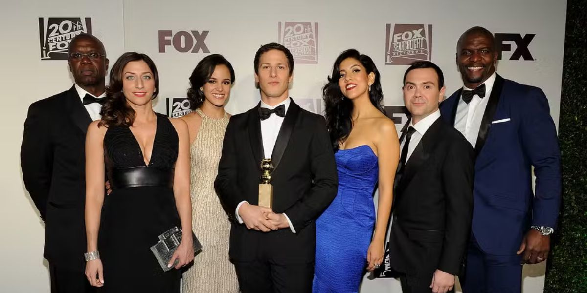 Elenco principal de Brooklyn Nine-Nine (Reprodução: Frank Micelotta/ Invision/ AP)