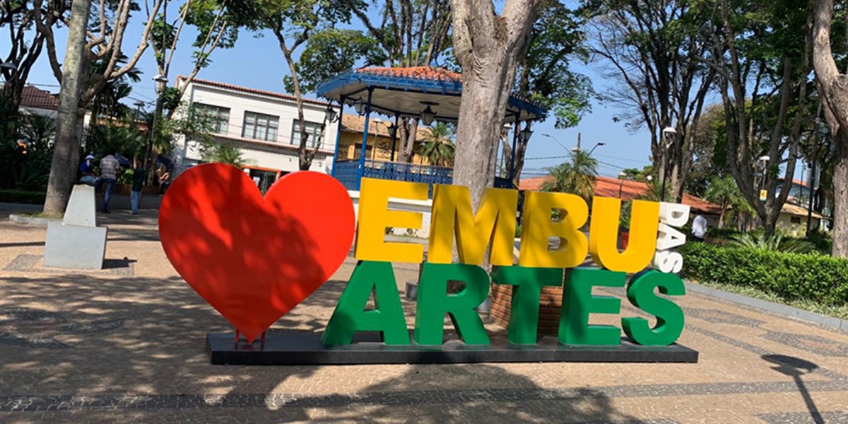 Embu das Artes terá transporte público gratuito aos fins de semana (Foto: Reprodução/Viagens Perto de São Paulo)