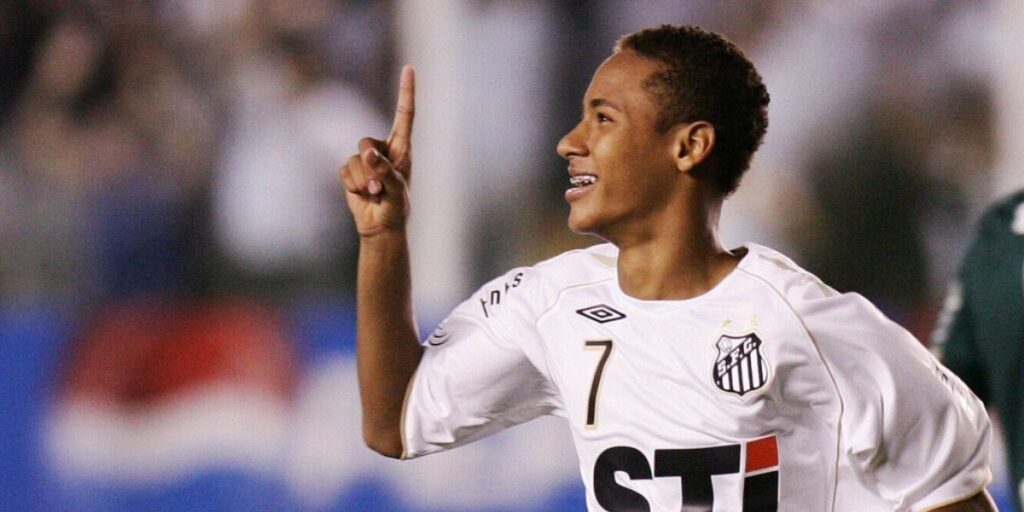 Neymar chegou ao Santos em 2003 - (Foto: Internet)