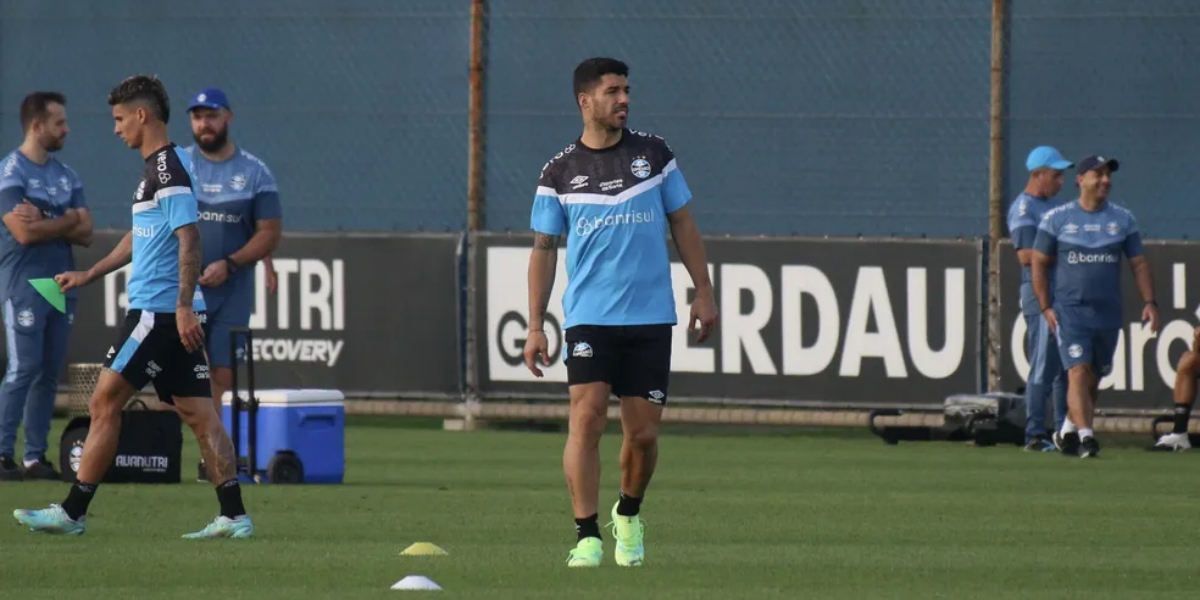 Iturbe é atacante (Foto: Lucas Uebel/Grêmio)