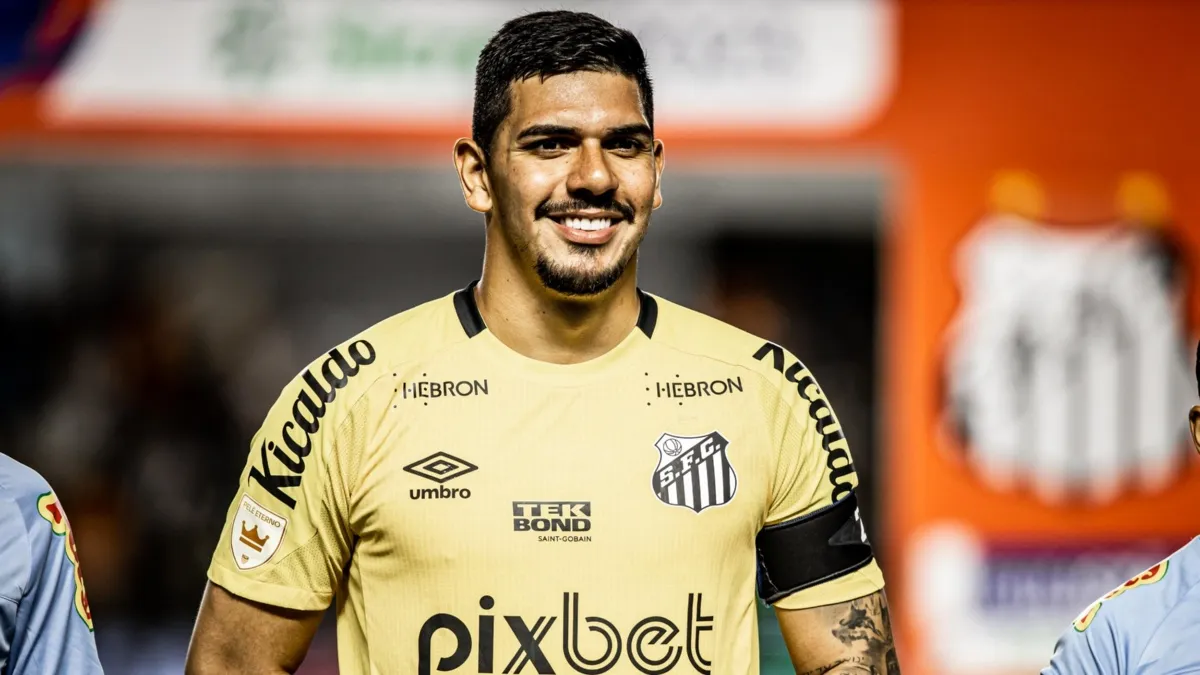 João Paulo continua sendo goleiro do Santos em 2024 (Foto: Reprodução/ Internet)