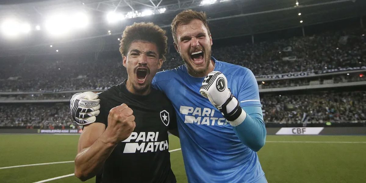 Adryelson e Lucas Perri devem seguir para o Lyon (Reprodução: Foto Vítor Silva/Botafogo)