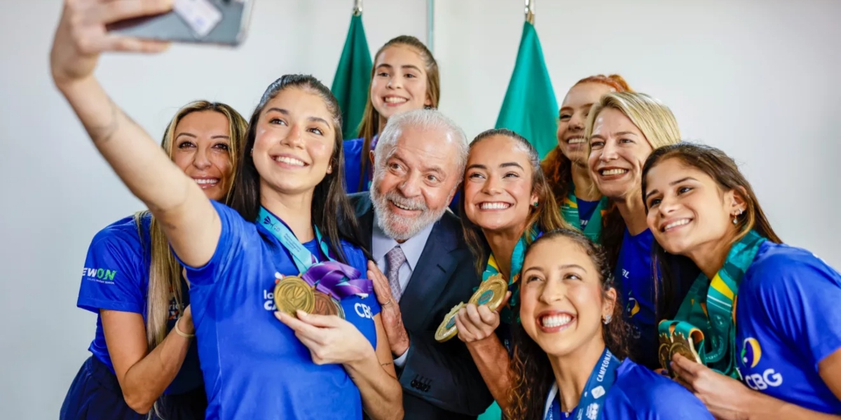 Lula sancionou lei que ajuda atletas (Foto: Reprodução/Ministério do Esporte)