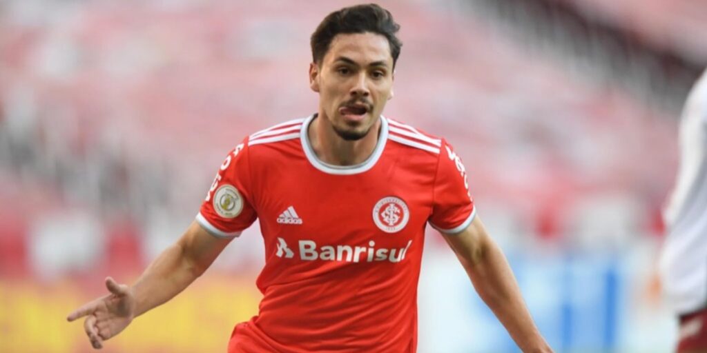 Maurício deixa o Internacional e assina com o Palmeiras- (Foto: Reprodução / Internet)