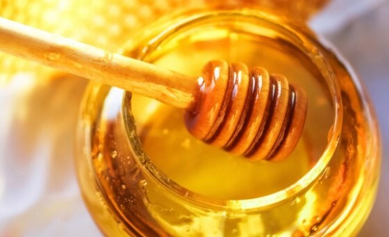 Receita potente com mel, que acaba com rugas e rejuvenesce décadas (Foto: Reprodução / Internet)