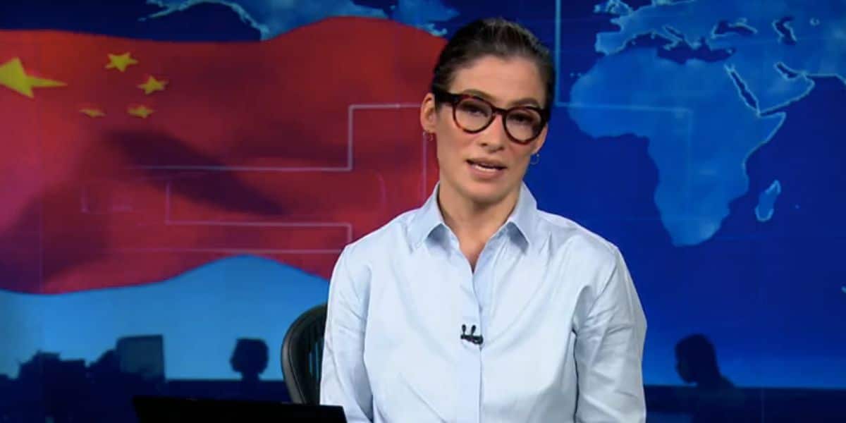 Renata Vasconcellos no Jornal Nacional (Foto: Reprodução / Globo)