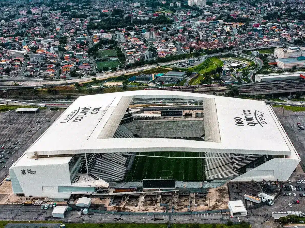 Corinthians e a Neo Química Arena (Foto: Reprodução/ Internet)