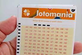 A Lotomania, que foi criada em 1999, assim como a Lotofácil, é considerada uma das lotérias mais fáceis de ganhar!