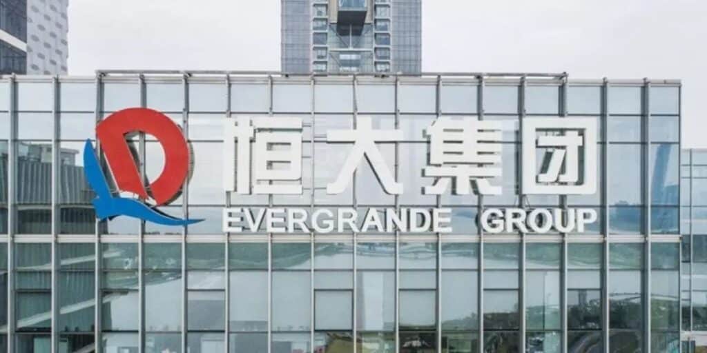 Evergrande teve a sua falência decretada (Reprodução: Internet)