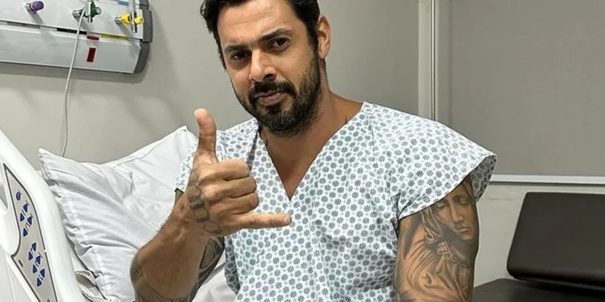 João Carreiro chegou a postar um vídeo antes da cirurgia (Reprodução: Internet)