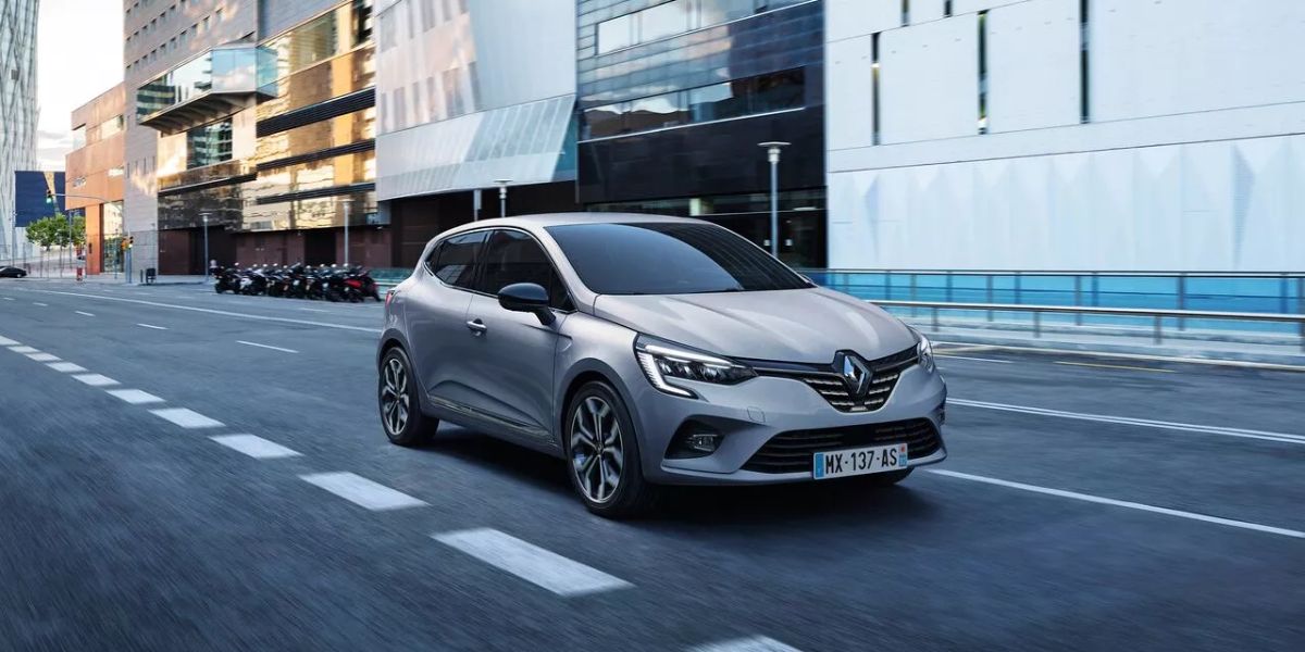 Renault Clio foi o mais vendido na Itália (Reprodução: Internet)