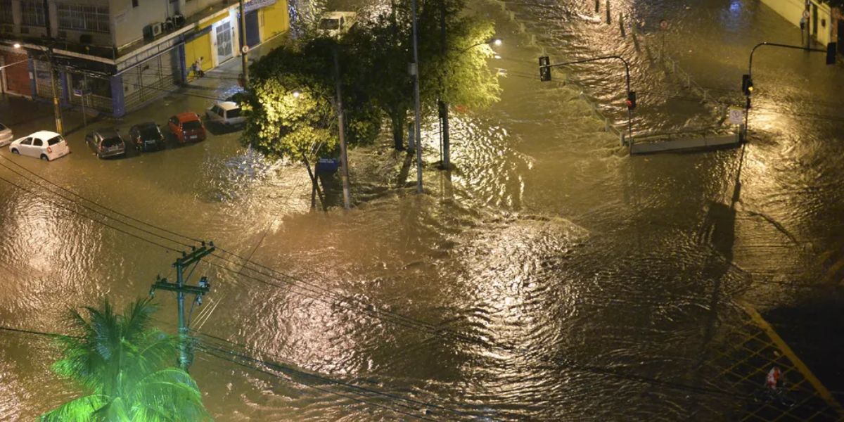 Situação trágica das tempestades no Rio de Janeiro (Reprodução: Internet)