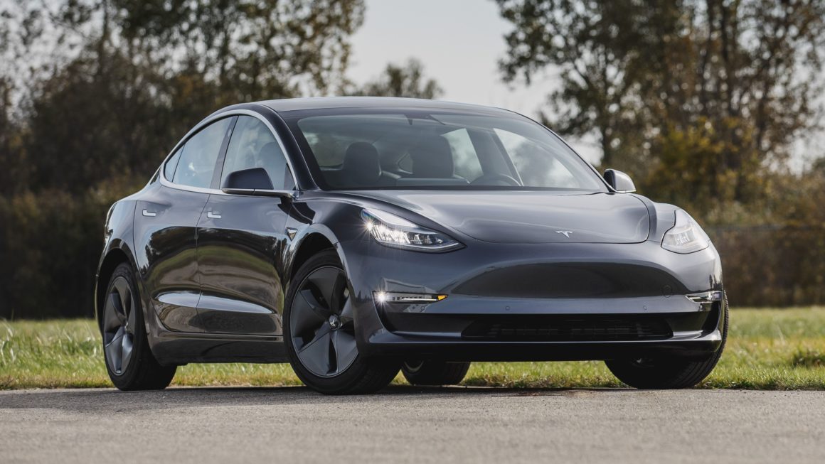 Tesla anuncia recall de mais de 1 milhão de carros (Foto: Reprodução/ Internet)