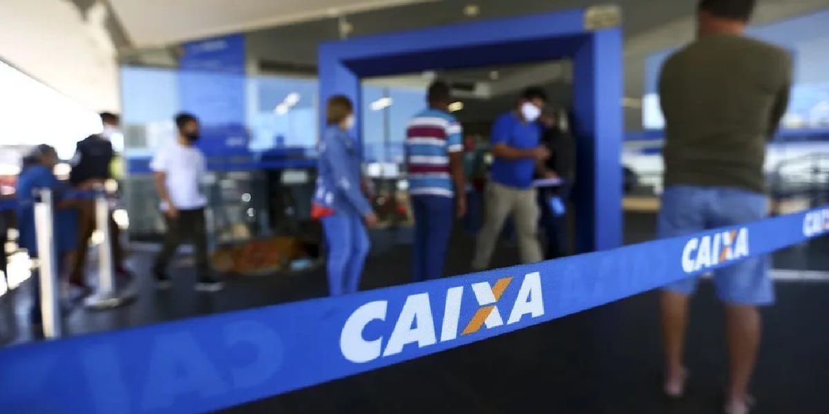 Fila na Caixa (Foto: Reprodução/ Internet)