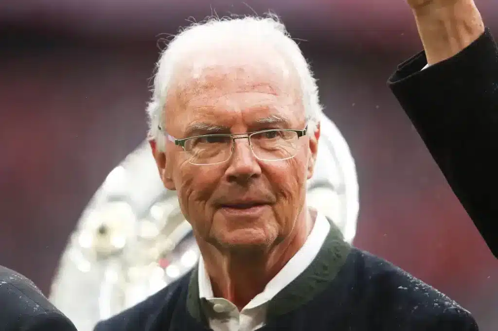 Franz Beckenbauer foi a estrela da Copa do Mundo que morreu aos 78 anos (Foto: Reprodução/ Internet)