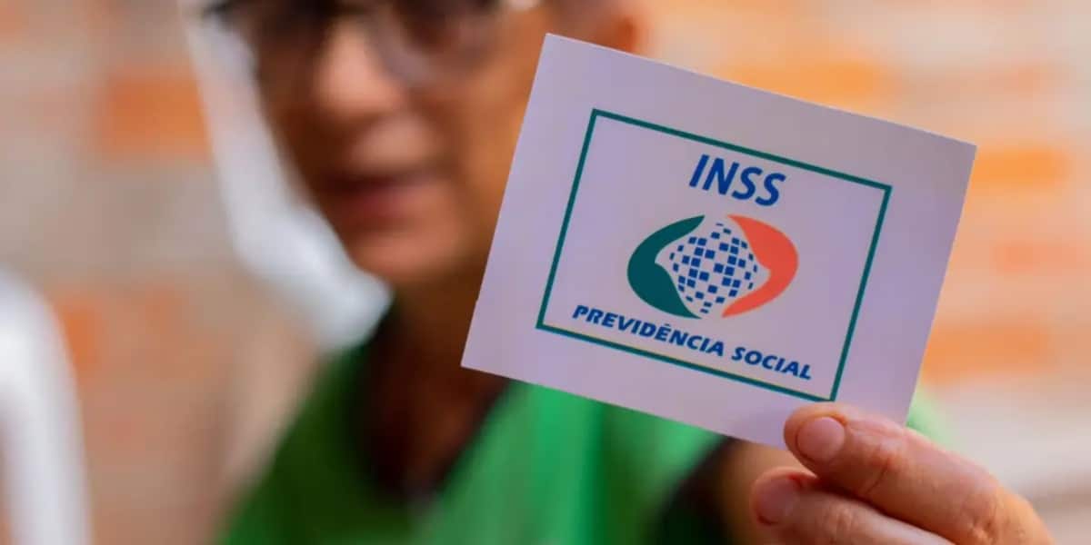 Idosos receberão benefício de R$ 1412 do INSS (Foto: Reprodução/ Internet)