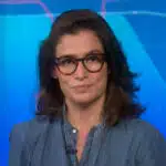 Jornalista Renata Vasconcellos comanda o Jornal Nacional na Globo (Foto: Reprodução -  Globo)