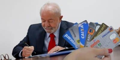 Lula assina e nova lei do cartão de crédito entra em vigor (Foto: Reprodução/ Internet)