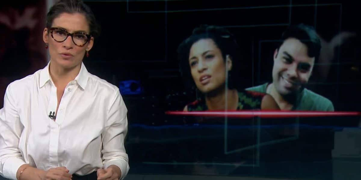 Renata Vasconcellos durante o Jornal Nacional (Foto: Reprodução / Globo)