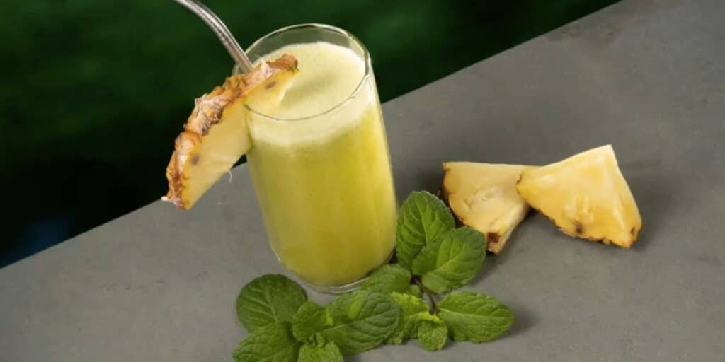 Suco de abacaxi, hortelã e gelatina (Foto: Reprodução / Internet)