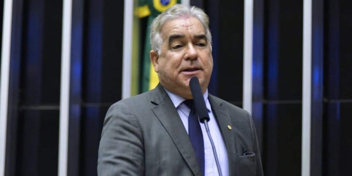 Zé Neto (Foto: Reprodução / Zeca Ribeiro/Câmara dos Deputados)