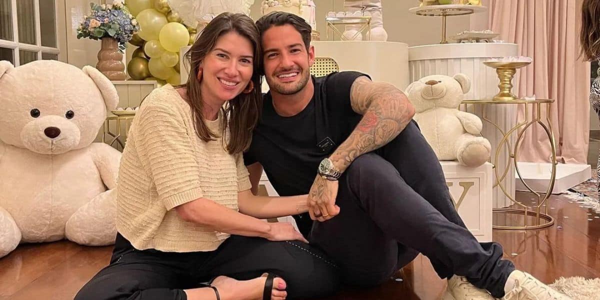 Alexandre Paro e Rebeca Abravanel tiveram um filho (Reprodução: Instagram)