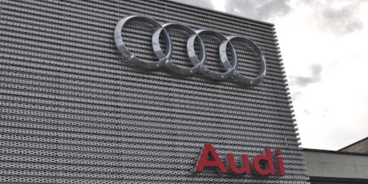 É necessário se dirigir até uma concessionária da Audi (Reprodução: Internet)