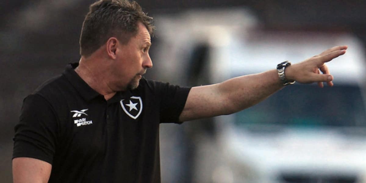 auxiliar-técnico permanente do Botafogo, Fabio Mathias - (Foto: Reprodução / Internet)