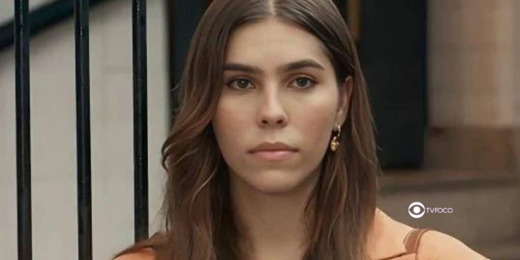 Buba (Gabriela Medeiros) em Renascer (Foto: Reprodução / Globo / Montagem TV Foco)