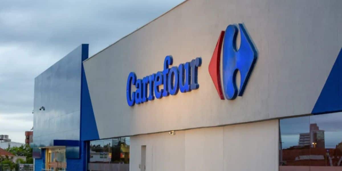 Carrefour anunciou mais alguns fechamentos neste ano (Reprodução: Internet)