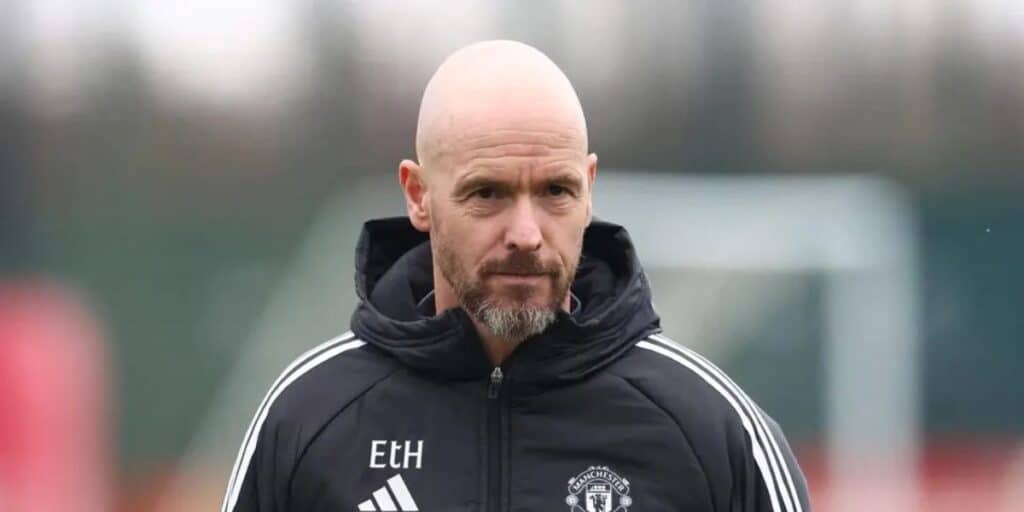 Erik ten Hag comemorou o retorno do volante (Reprodução: Internet)