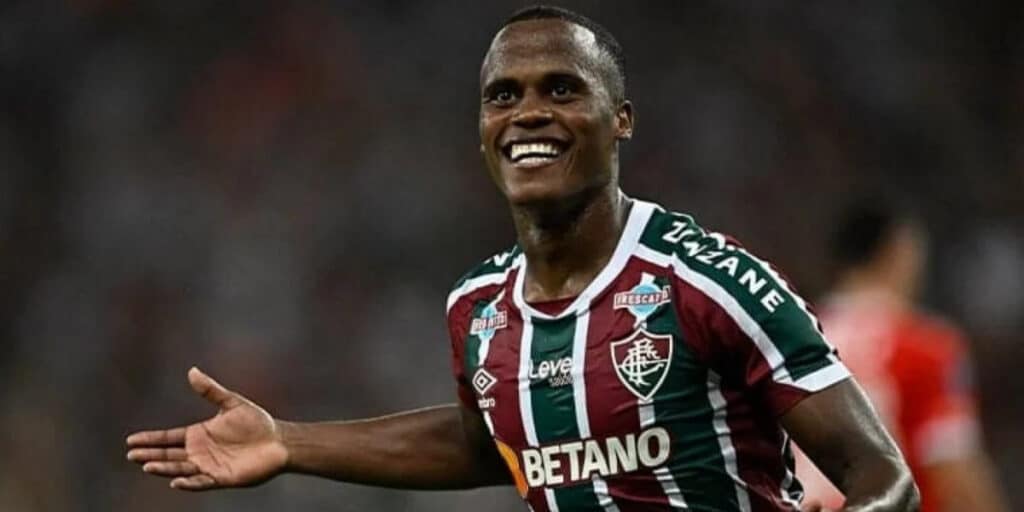 Arias no Fluminense (Foto: Divulgação)