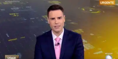 Luiz Bacci comanda todos os dias o Cidade Alerta (Reprodução: Record)