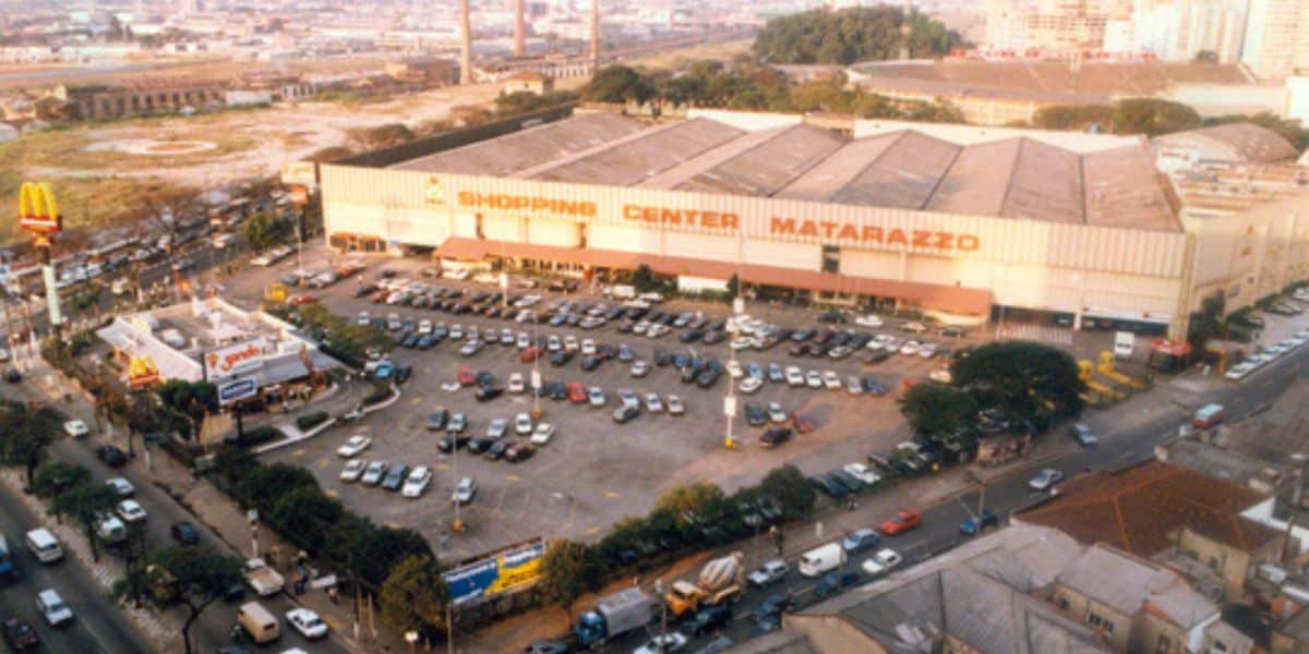 Shopping Center Matarazzo deu lugar à outro gigante (Reprodução: Internet)