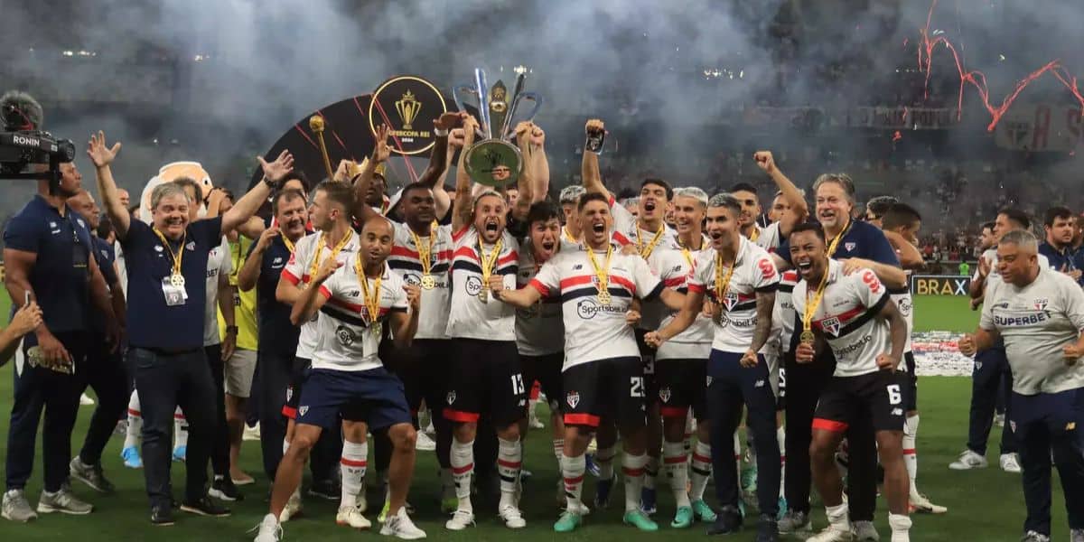 São Paulo é o atual campeão da Supercopa (Reprodução: Internet)