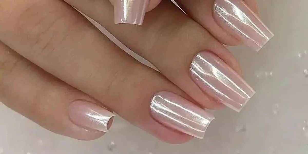 Top Coat para deixar as unhas brilhantes (Reprodução: Internet)