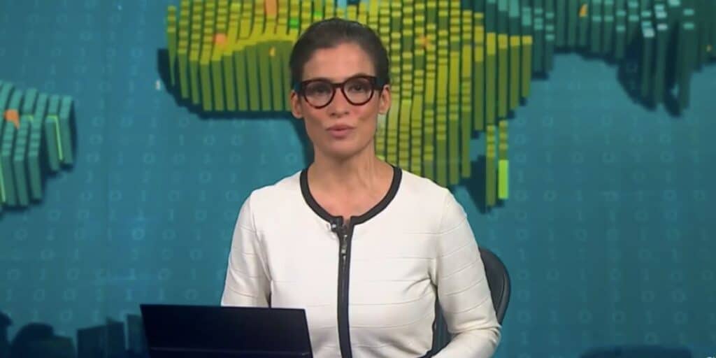 Audiência - Renata Vasconcellos no Jornal Nacional (Foto: Reprodução / Globo)