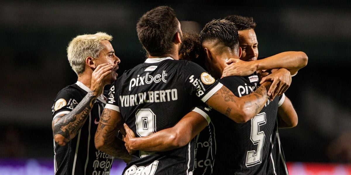 Jogadores do Corinthians (Foto: Reprodução/Twitter)