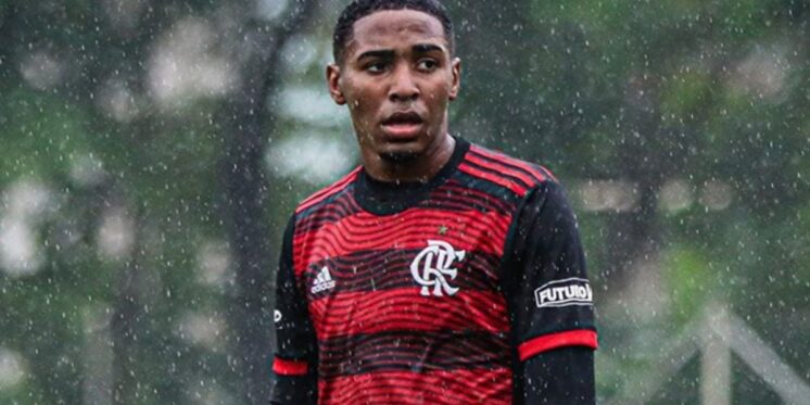 Lorran, craque de futebol (Foto: Divulgação/Flamengo)