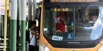 Nova lei é confirmada para ônibus e metrô (Foto: Reprodução - Folha PE)