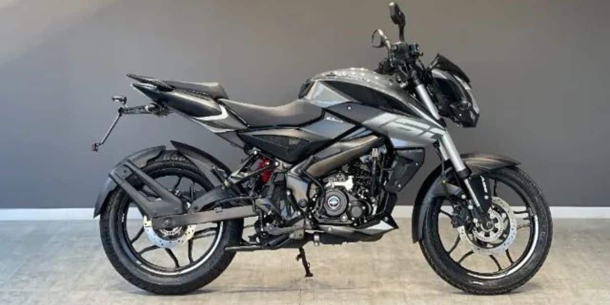 Bajaj Dominar 160 quer bater de frente com a Honda CG 160 (Reprodução: Internet)