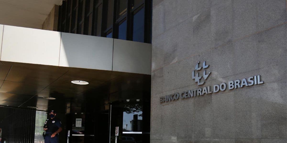 Banco Central emitiu um comunicado tranquilizando a todos na época (Reprodução: Internet)