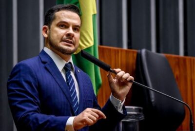 Capitão Alberto Neto (PL-AM), relator do Projeto que isenta idosos do IOF (Foto: Reprodução / Câmara) 