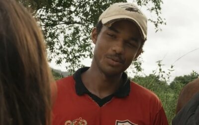 João Pedro (Juan Paiva) em cena de Renascer (Foto: Reprodução / Globo)