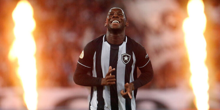 Patrick de Paula está perto de retornar ao Botafogo (Foto: Divulgação)