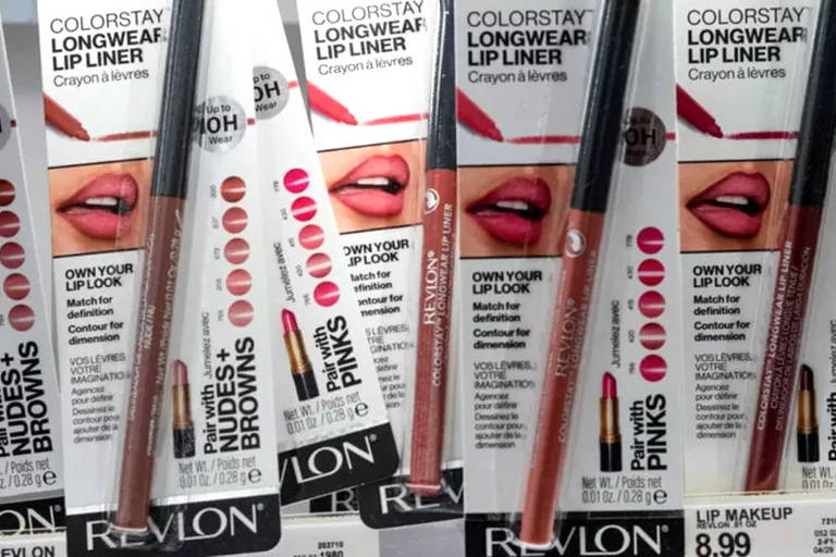 A Revlon é considerada um ícone dos cosméticos (Foto Reprodução/Internet)