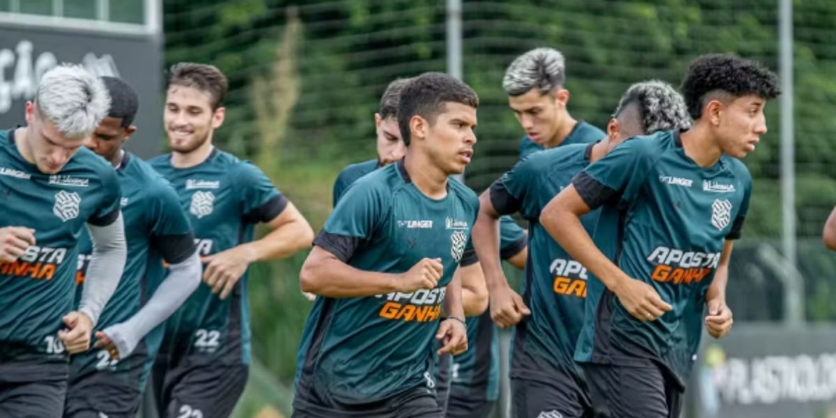 Elenco do Figueirense durante treino (Foto_ Patrick Floriani_FFC)