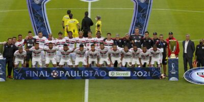 Elenco do São Paulo campeão paulista em 2021 (Reprodução - Internet)