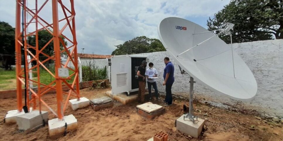 Os governos precisam instalar torres e antenas para o sinal digital funcionar (Reprodução: Internet)