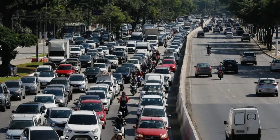 Nova lei chega para aliviar bolso dos motoristas (Foto: Agência Brasil)